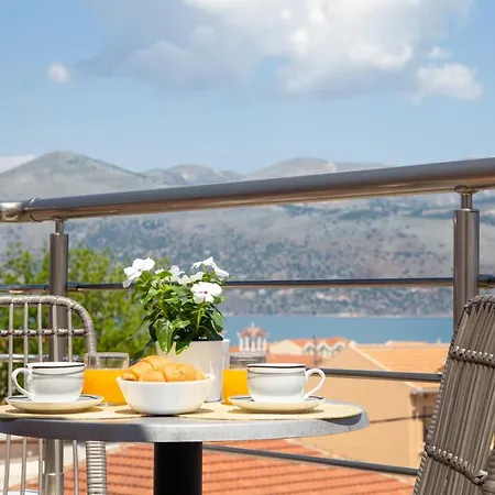 Апартаменты Anthi's Ликсури