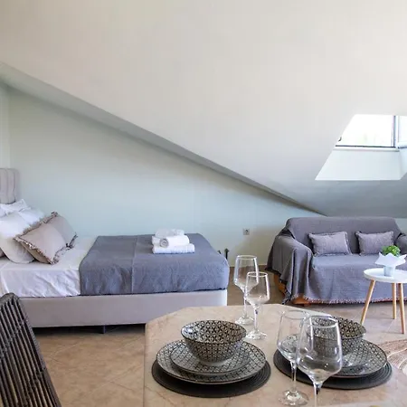 Anthi's Apartman *